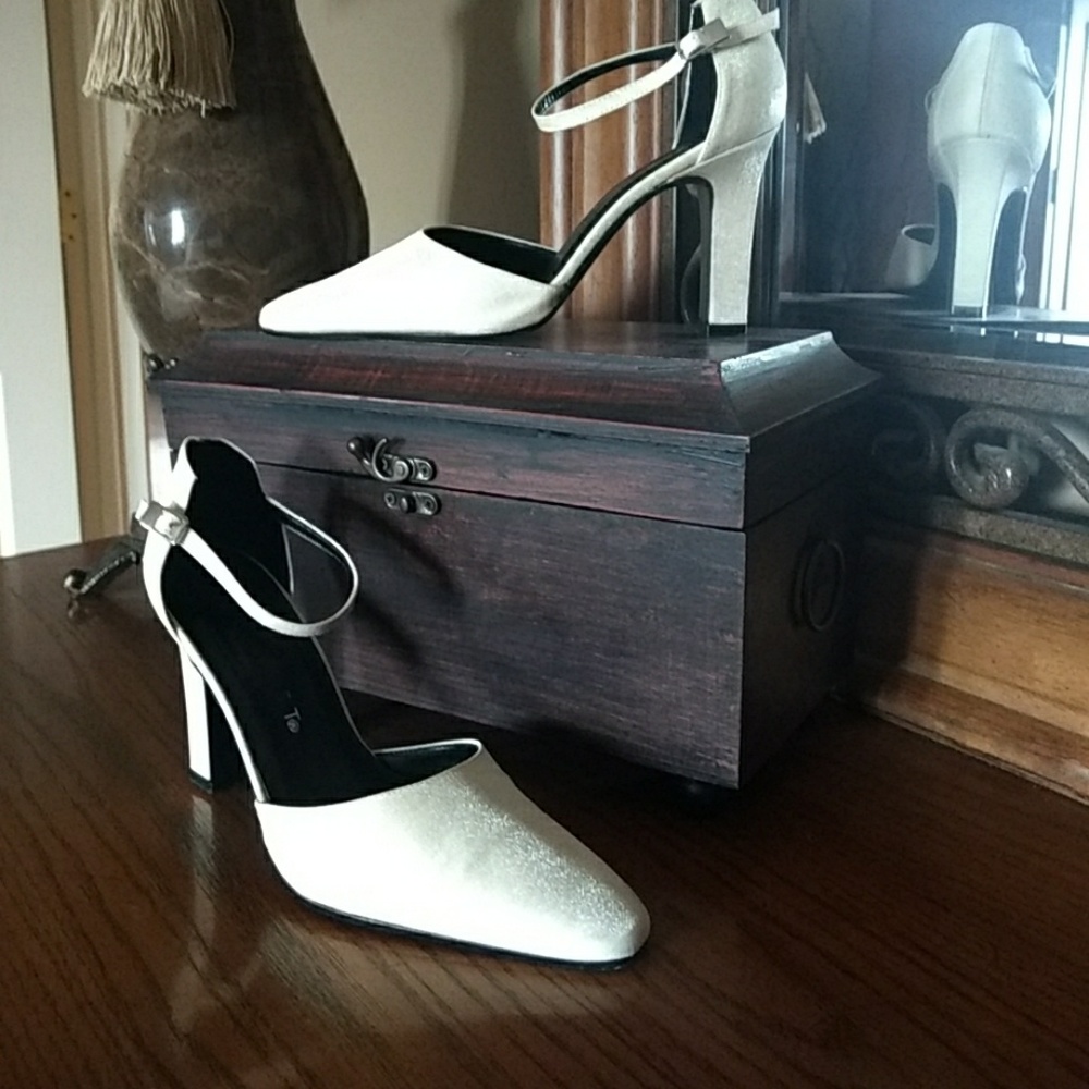 Nine West fabric heels